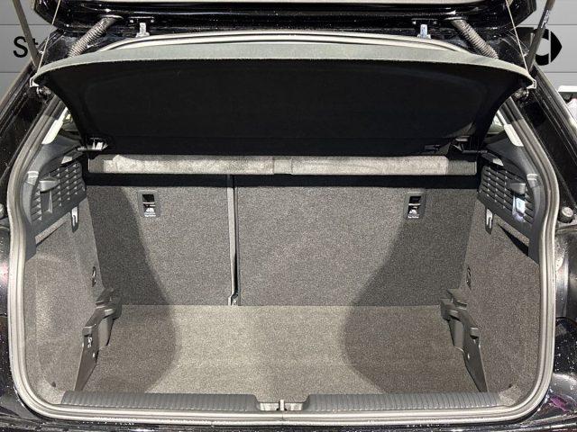 AUDI Q2 30 TFSI Business