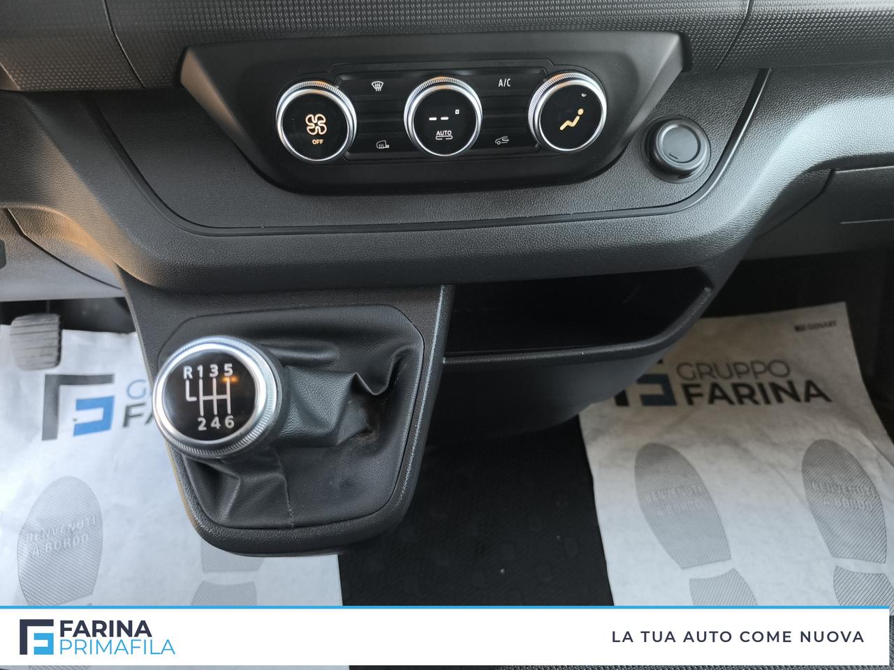 RENAULT Trafic IV 27 2022 - trafic T27 2.0 dci 150cv energy L1H1 Start my23