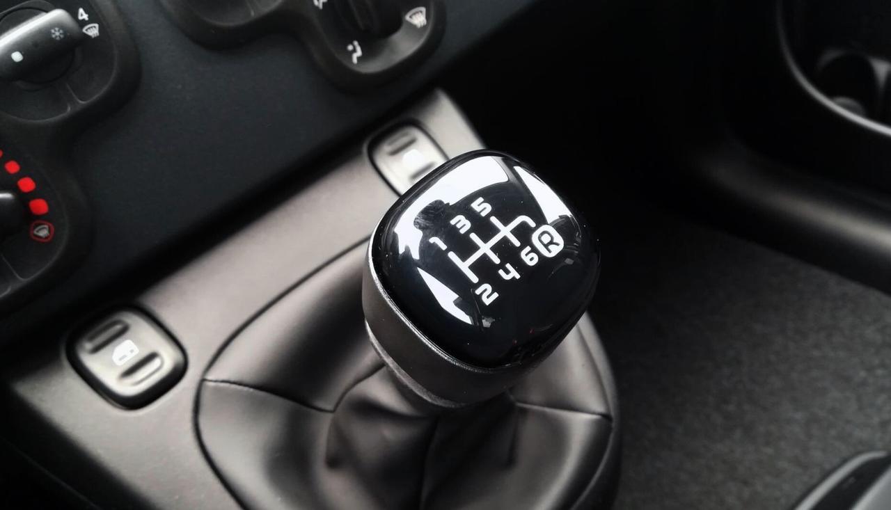 FIAT PANDA 1.0 CC FIREFLY 70 CV HYBRID KM0