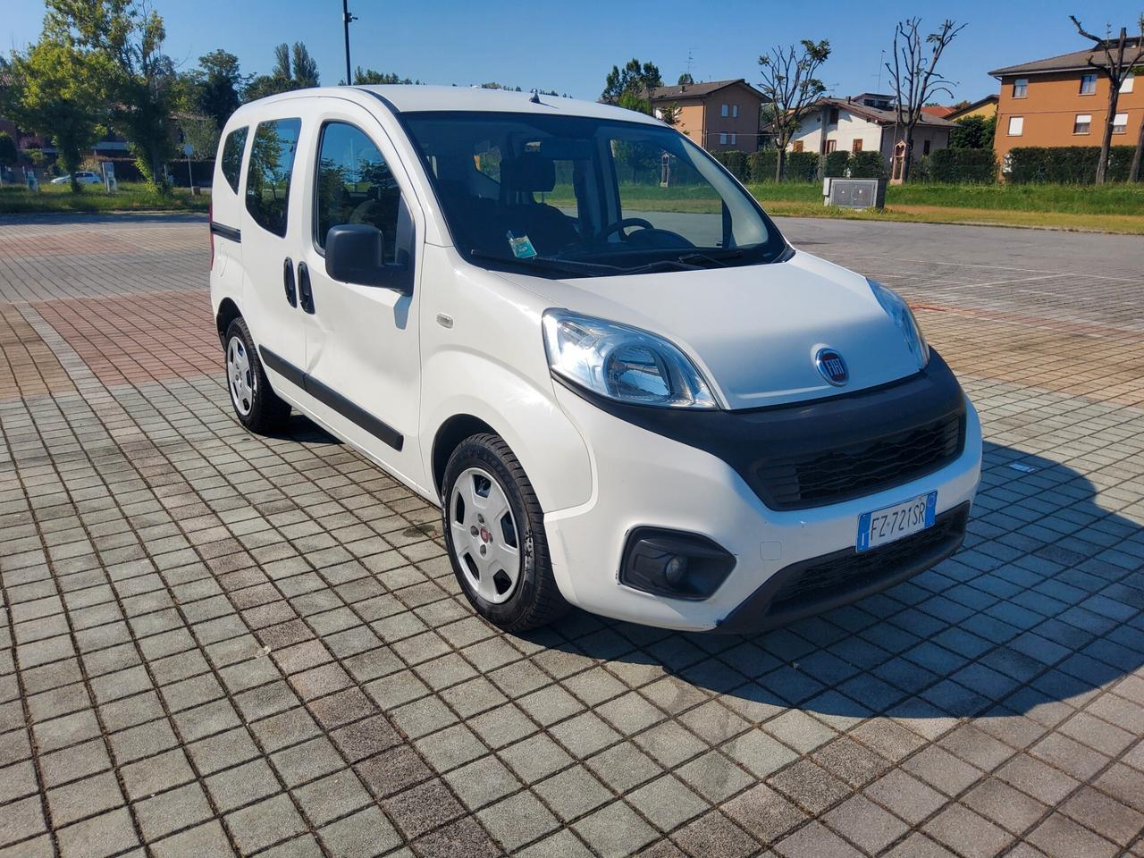 Fiat Qubo 1.3 MJT 80 CV Start&Stop Lounge