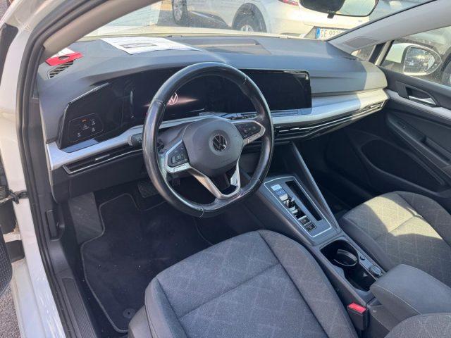 VOLKSWAGEN Golf 1.0 eTSI 110 cv EVO DSG Life