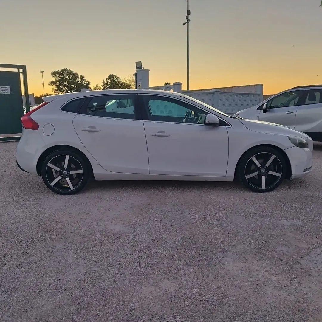Volvo V40 D2 1.6 Summum