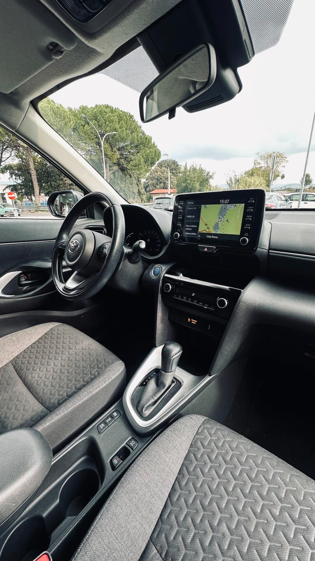 Toyota Yaris Cross 1.5 Hybrid 5p. E-CVT Business