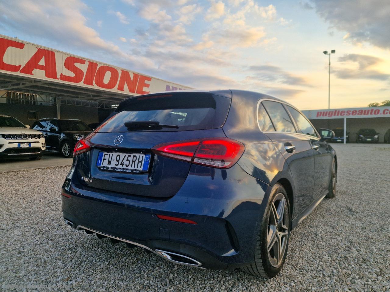 MERCEDES-BENZ A 180 d Automatic Premium