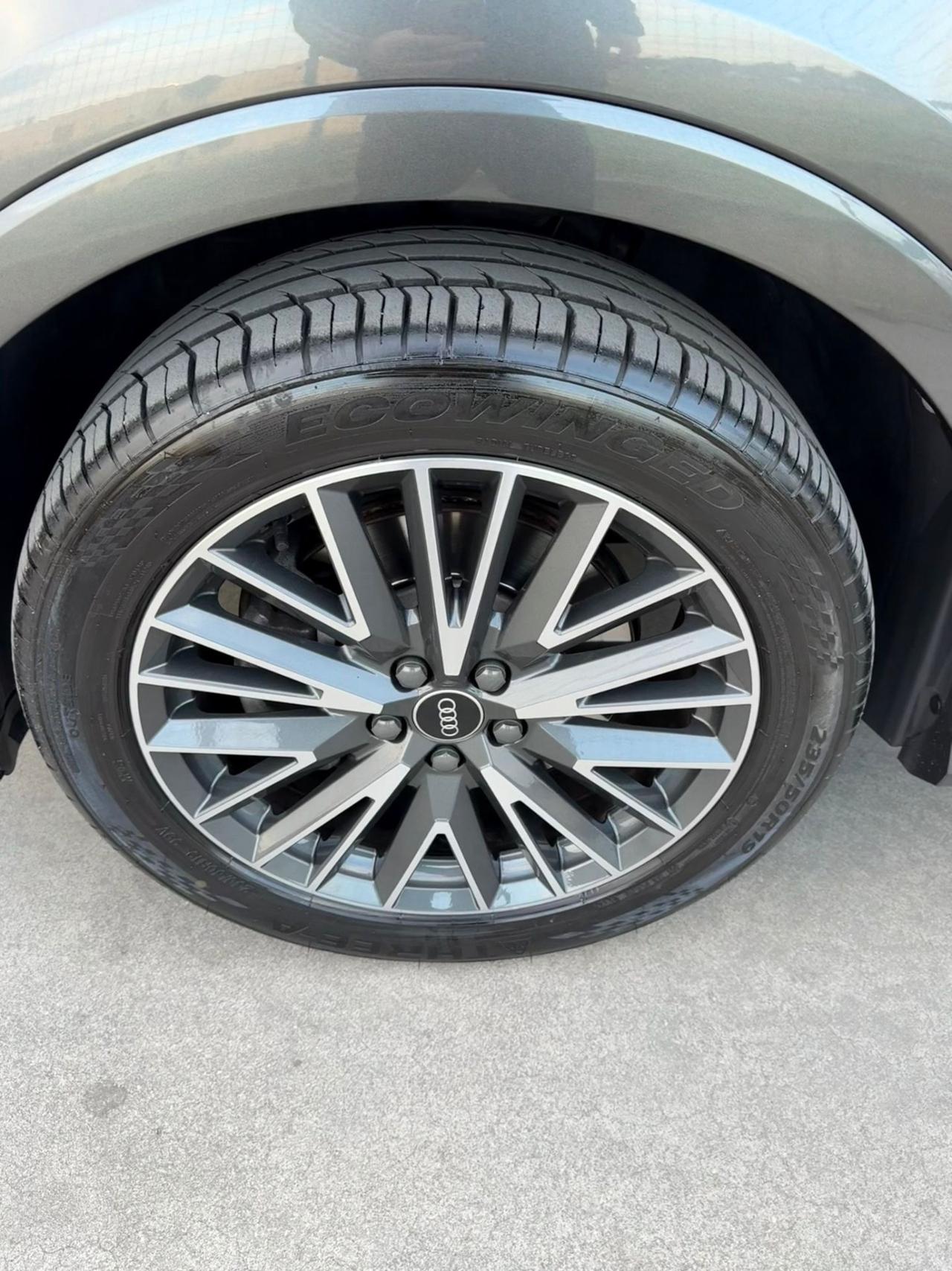 Audi Q3 35 TDI quattro S tronic line edition