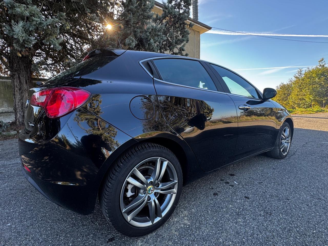 Alfa Romeo Giulietta 1.6 JTDm-2 105 CV Distinctive