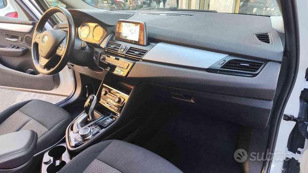 BMW 216 d Gran Tourer Business. NAVI-7POSTI-AUTO