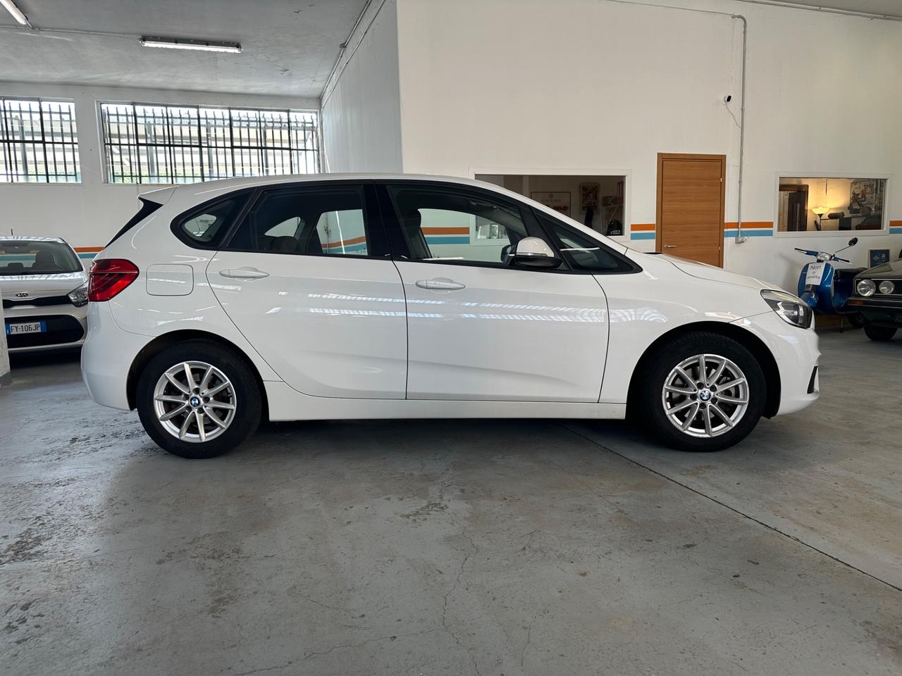 Bmw 2er Active Tourer 218i Advantage