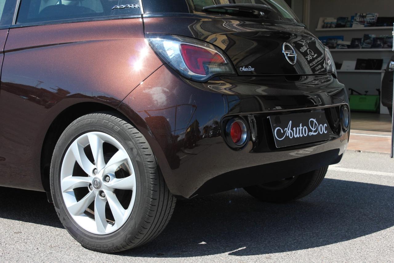 Opel Adam 1.2 70 CV Glam