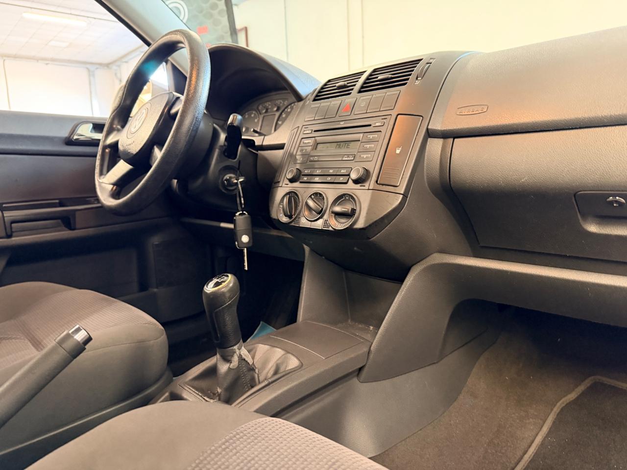 Volkswagen Polo 1.4/80CV 16V 5p. Comfortline