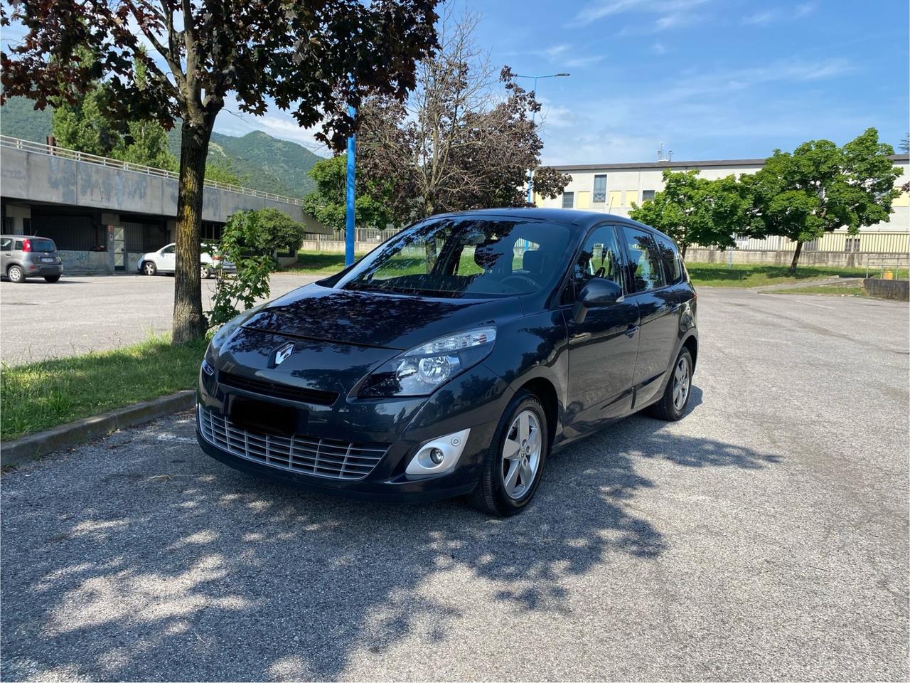 Renault Scenic Scénic 1.5 dCi 7 POSTI
