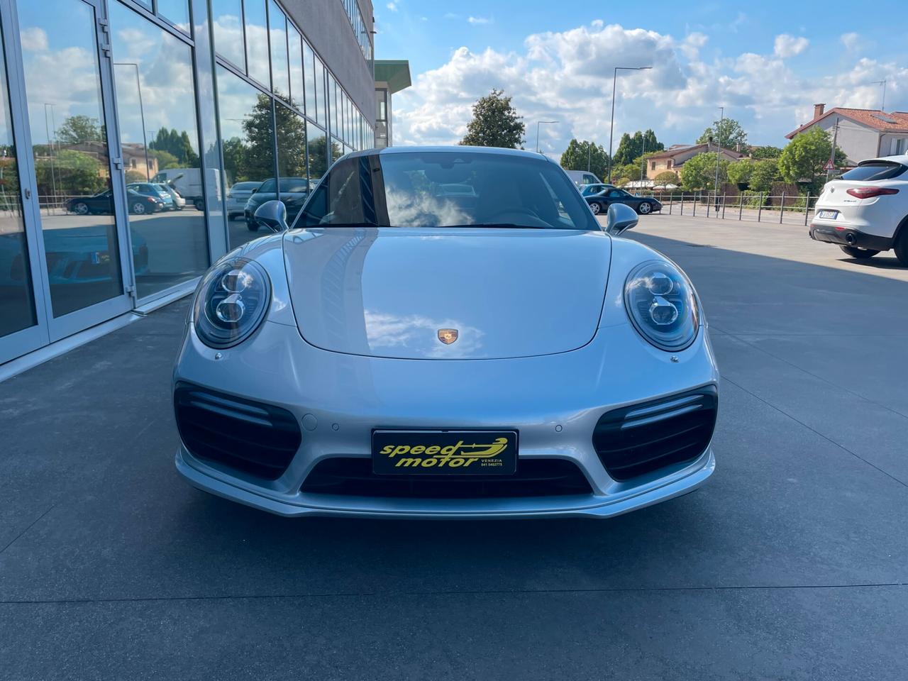 Porsche 911 3.8 Turbo S Coupé PCCB e Lift System