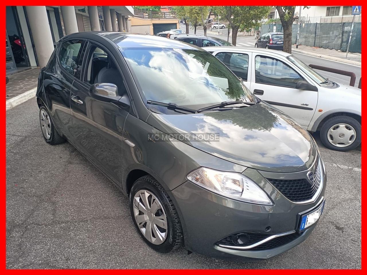 YPSILON 1.2 BENZINA 69cv*NEOPATENTATI*PERMUTE/RATE
