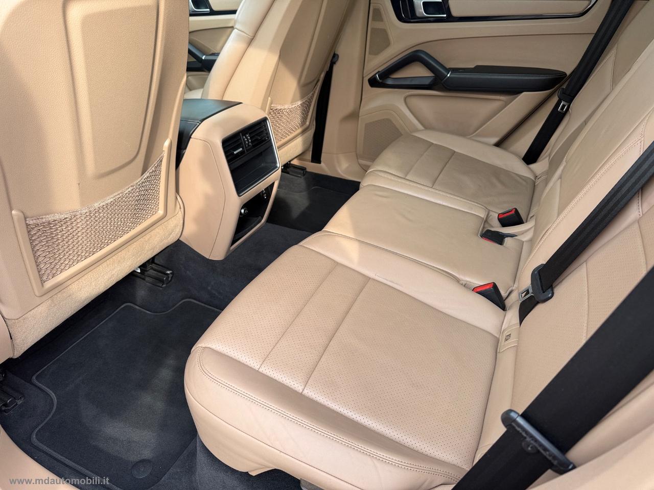 PORSCHE Cayenne 3.0 V6 E-Hybrid TETTO 21 CAMERA FULL