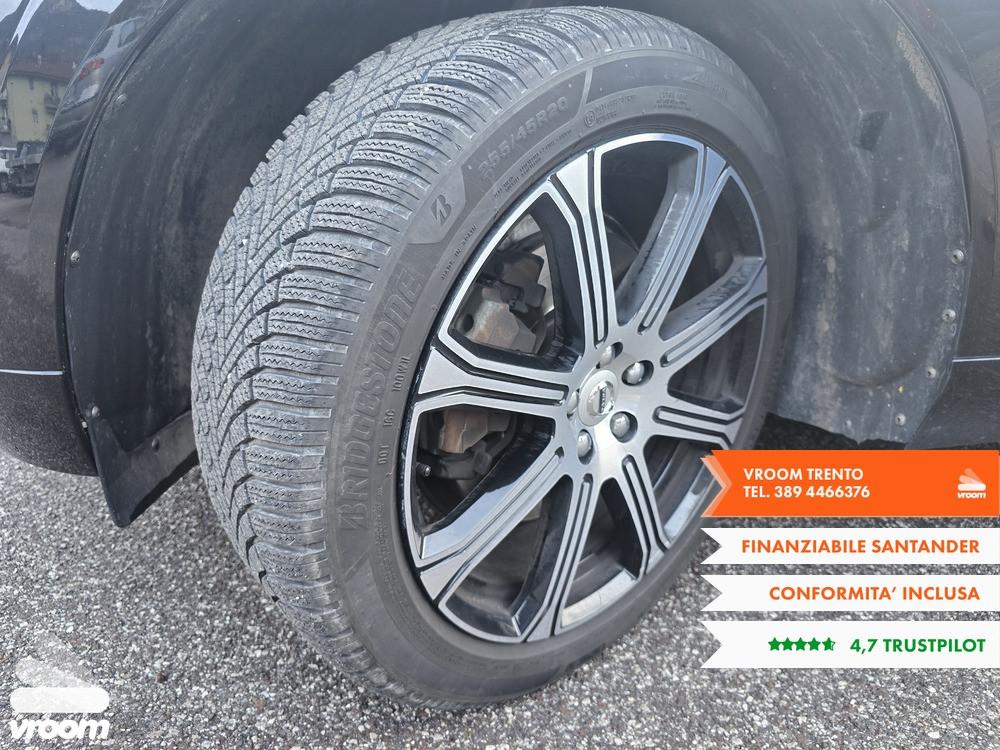 VOLVO XC60 (2017-->) XC60 B4 (d) AWD Geartronic...