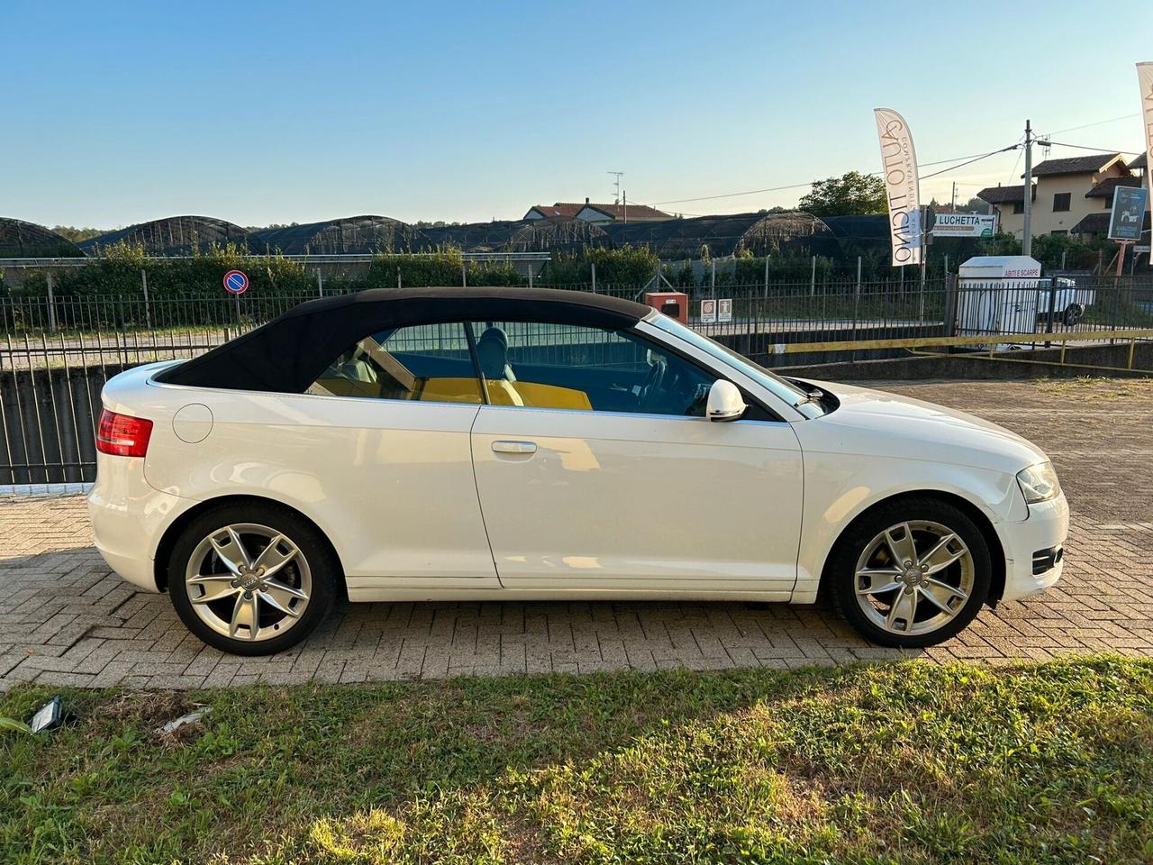 Audi A3 Cabrio 1.6 TDI 105 CV CR Attraction