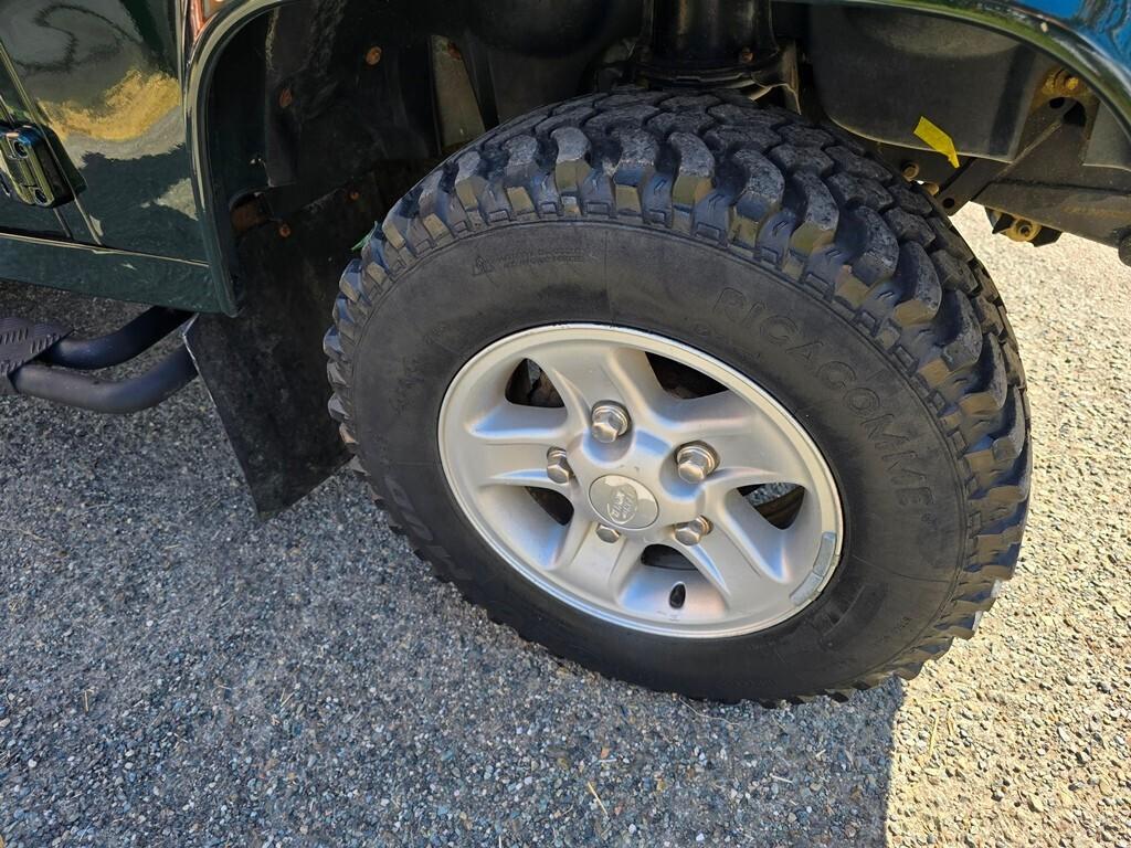 Land Rover Defender 90 TD5 RESTAURATA!