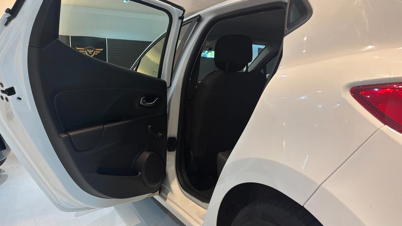 RENAULT CLIO 0.9B 90CV - 2018