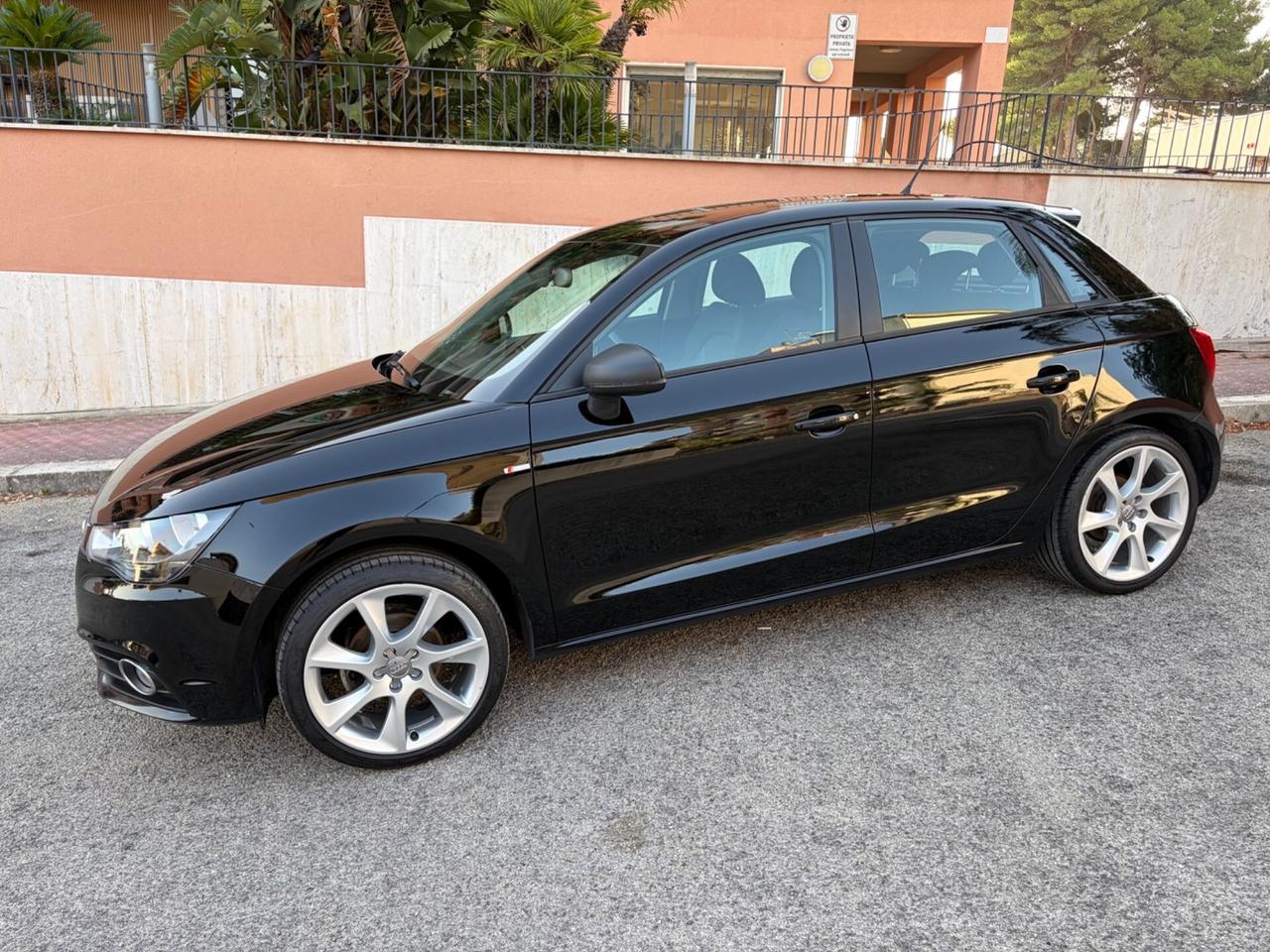 Audi A1 1.2 TFSI Ambition s-line