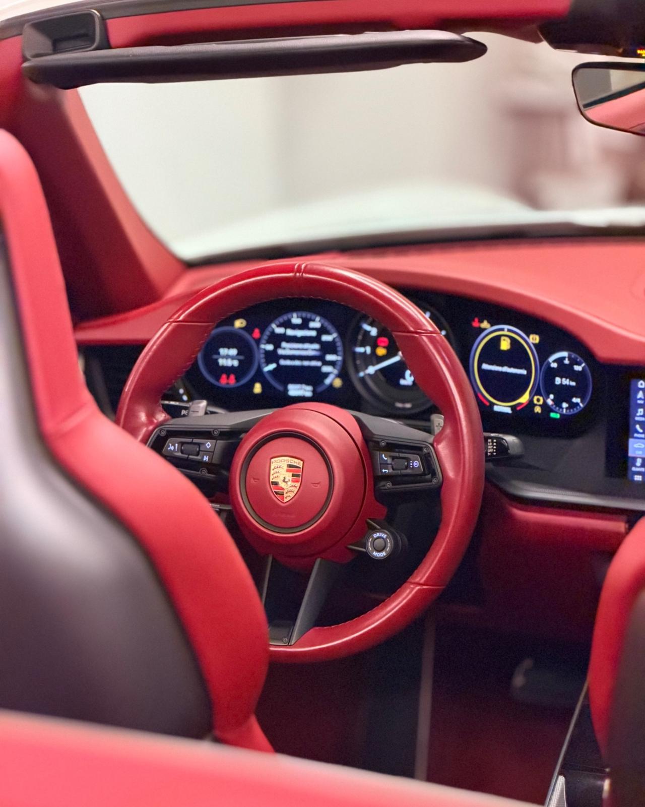 Porsche 911 Carrera Cabriolet