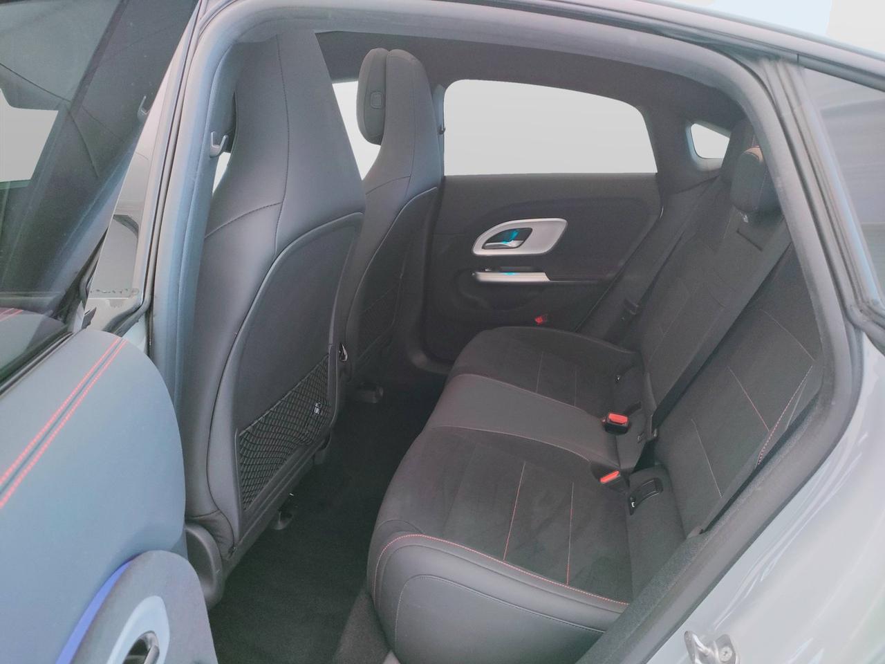 Mercedes-Benz CLA Elettrica - C174 - CLA Elettrica 350 Premium 4matic