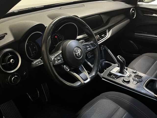 Alfa Romeo Stelvio 2.2 Turbodiesel 160 CV AT8 RWD Super Business