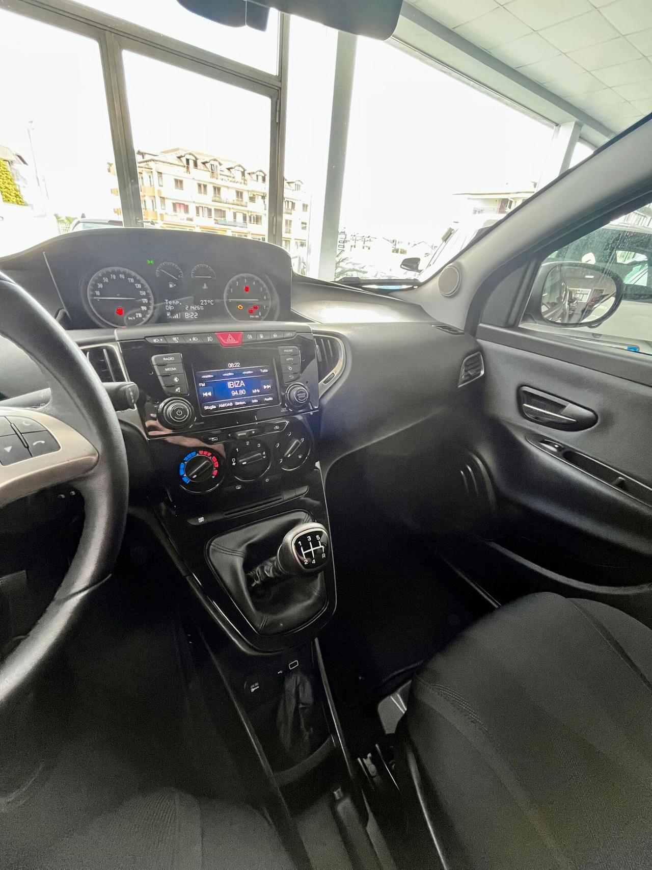 Lancia Ypsilon 1.2 69 CV 5 porte GPL Ecochic Gold