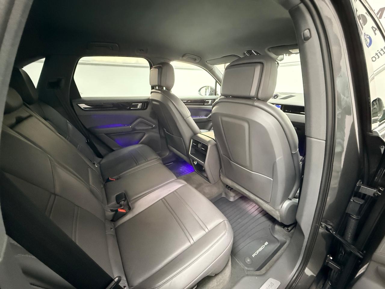 Porsche Cayenne 3.0 V6 462CV TOT E-Hybrid 07/2018 UFFICIALE