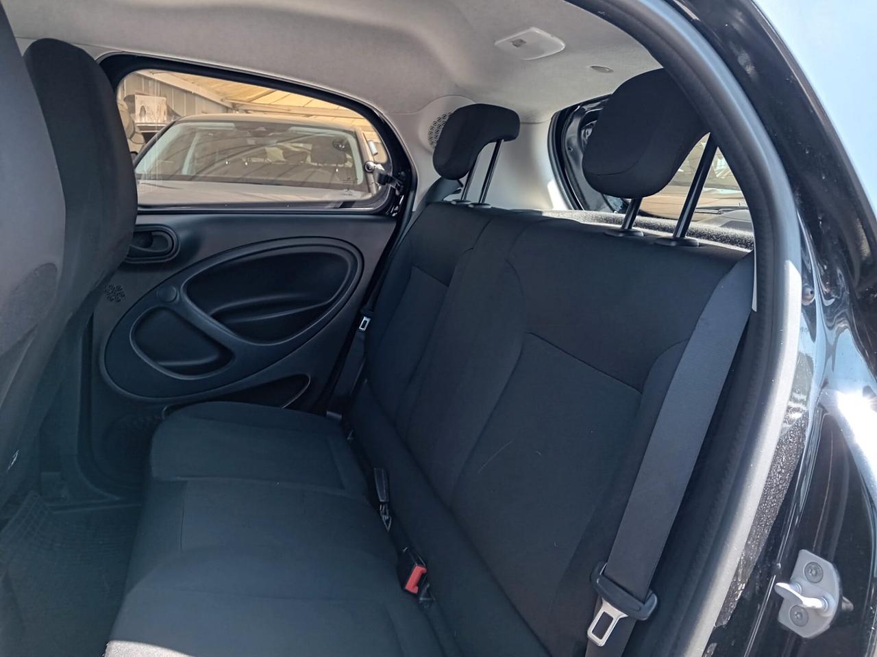 Smart ForFour 70 1.0 Youngster