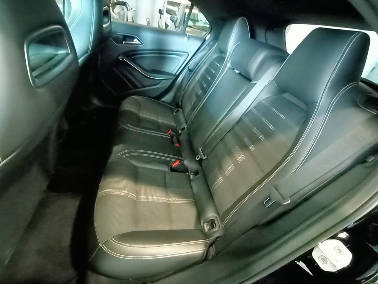 Mercedes-Benz A 180 A 180 d Sport my16