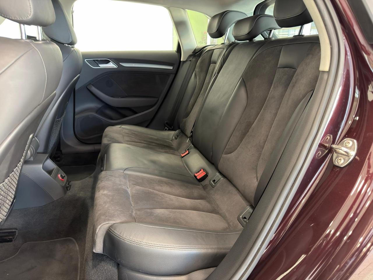 Audi A3 2.0 TDI Ambition 5p - 55.000KM