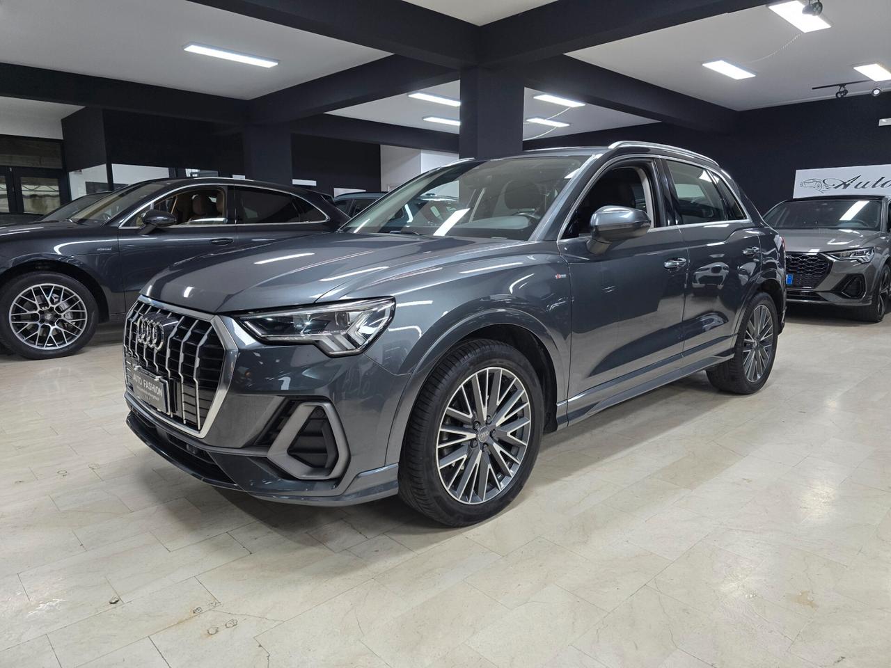 Audi Q3 2.0 TDI 150 CV S tronic line Edition