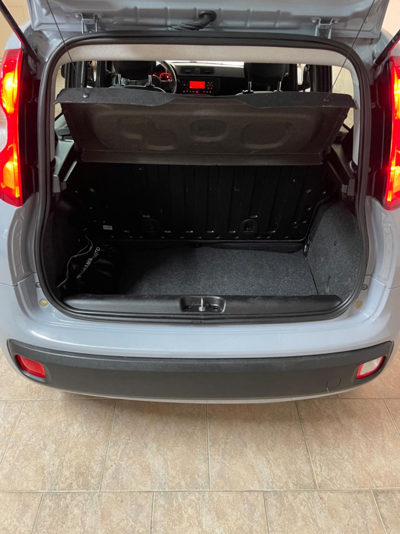 Fiat Panda 1.2 Connected by Wind