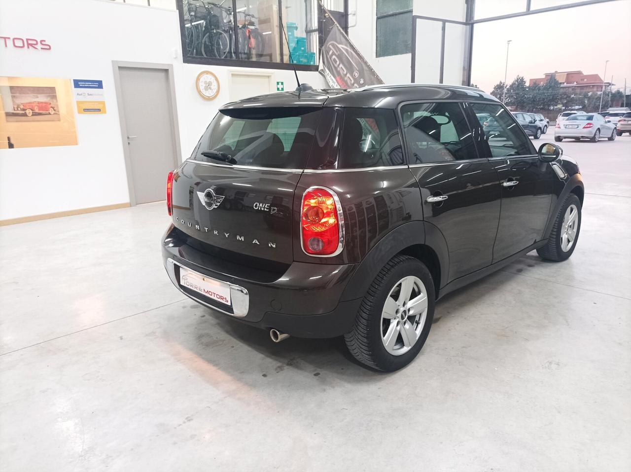Mini Cooper D Countryman 1.6 CV 90 One 01/2016