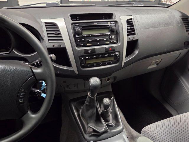 TOYOTA Hilux 3.0 D-4D 4WD MANUALE