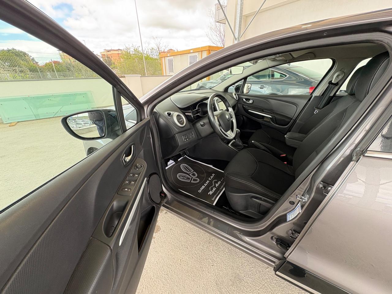 Renault Clio dCi 8V 75 CV Start&Stop 5 porte Energy Duel