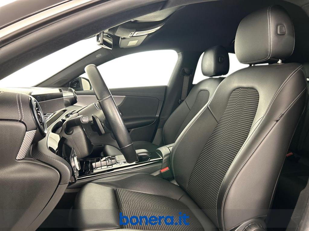 Mercedes CLA Shooting Brake 200 D Sport 8G-DCT