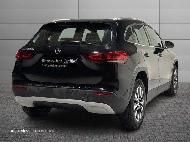 MERCEDES-BENZ GLA 250 e Plug-in hybrid Auto Business Extra Navi