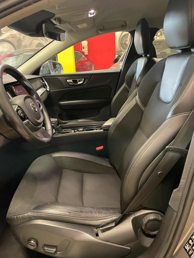 VOLVO V60 Cross Country D4 AWD Geartronic *led/telecam/pelle*