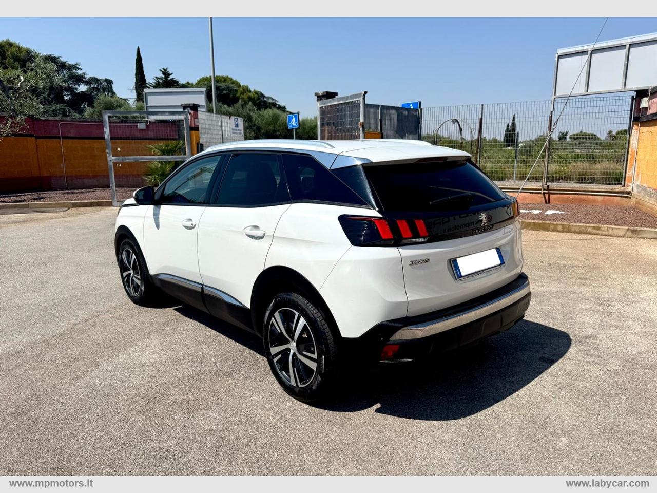 PEUGEOT 3008 ALLURE 1.6 BlueHDi 120CV S&S EAT6 AUTOMATICA