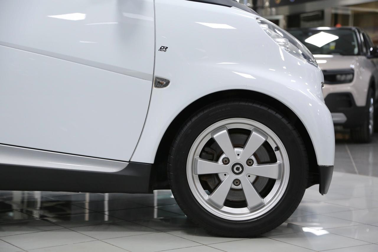 Smart forTwo 1000 70 cv auto