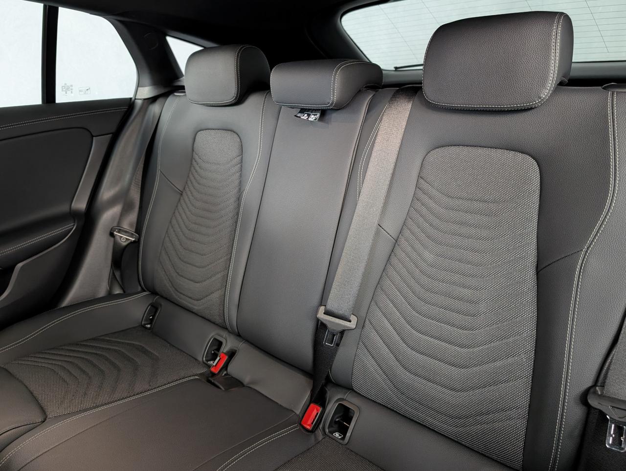 Mercedes-Benz 180 Automatic Progressive Advanced