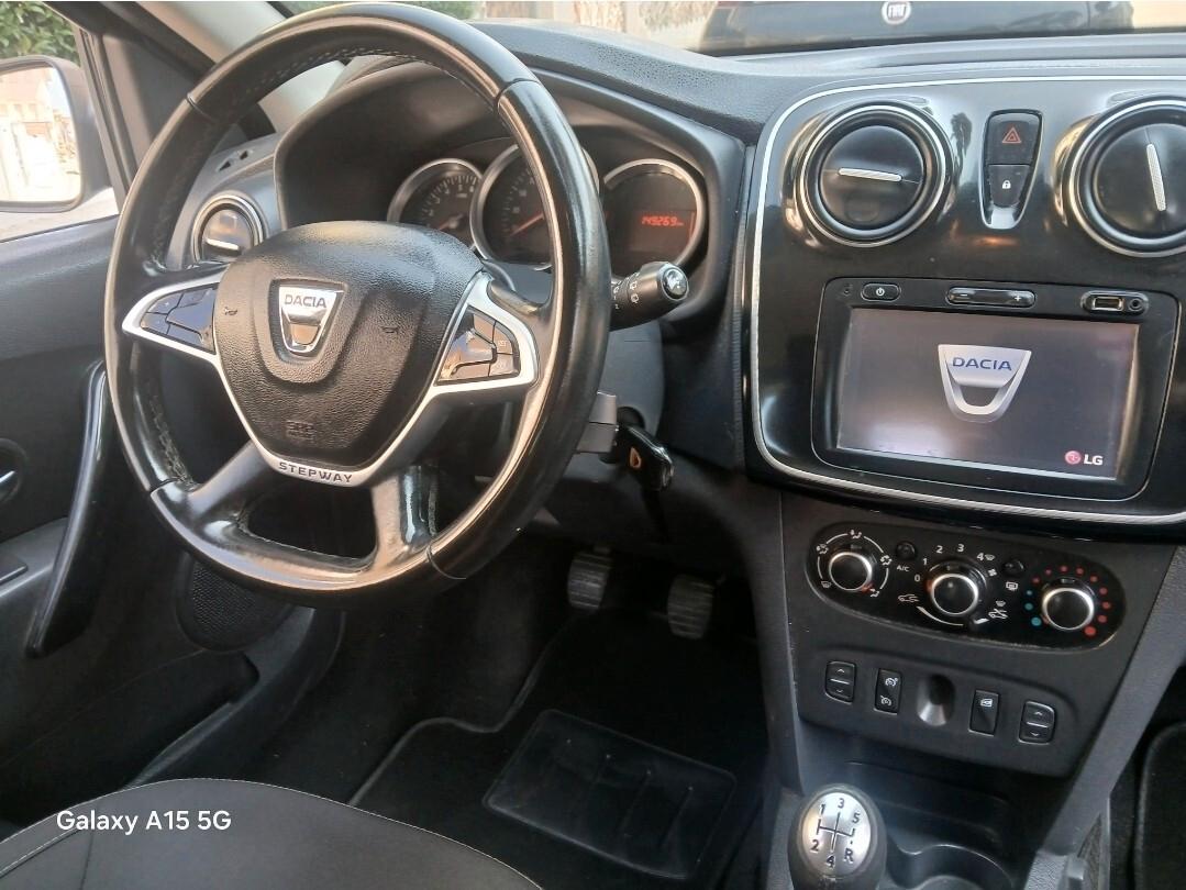 Dacia Sandero Stepway 0.9 PERMUTE - GARANZIA
