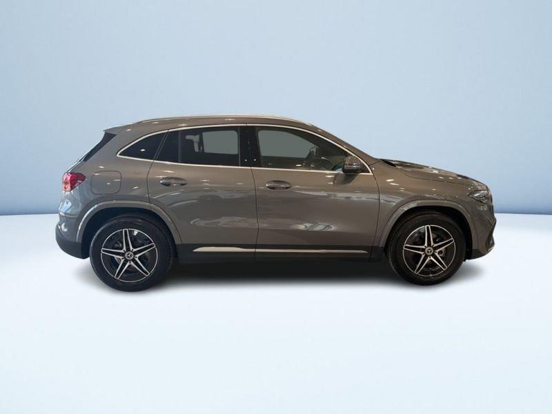 Mercedes-Benz EQA 300 4Matic AMG Line Advanced Digital Edition