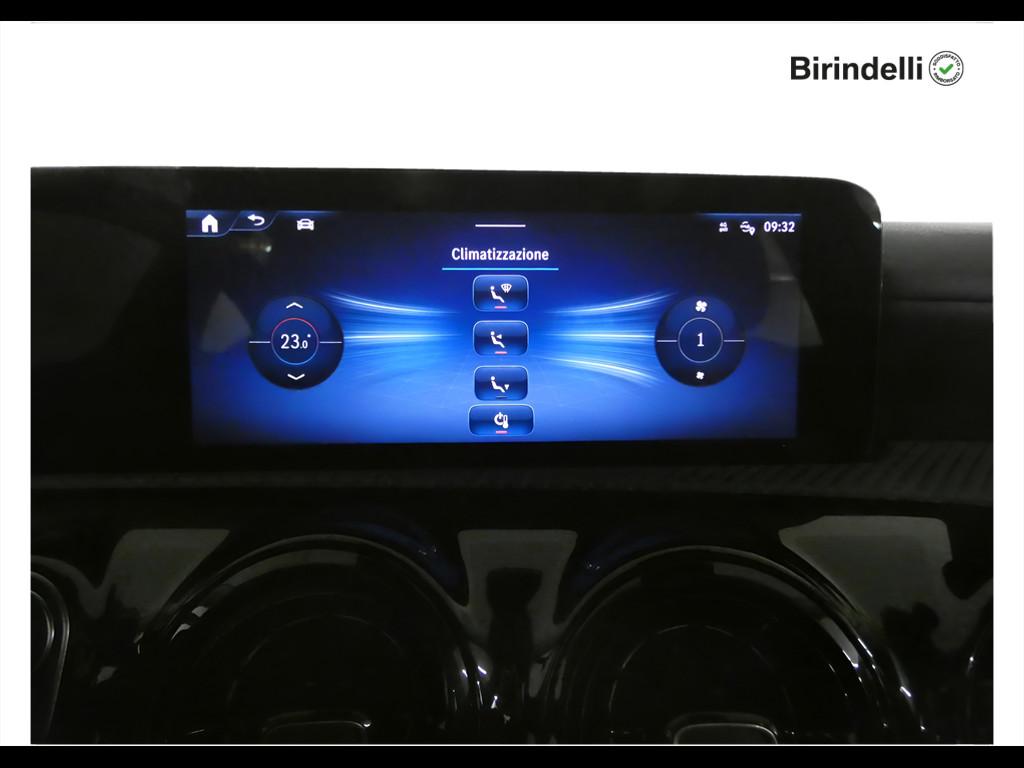 Mercedes-Benz Classe A (W177) - A 180 d Automatic Progressive Advanced