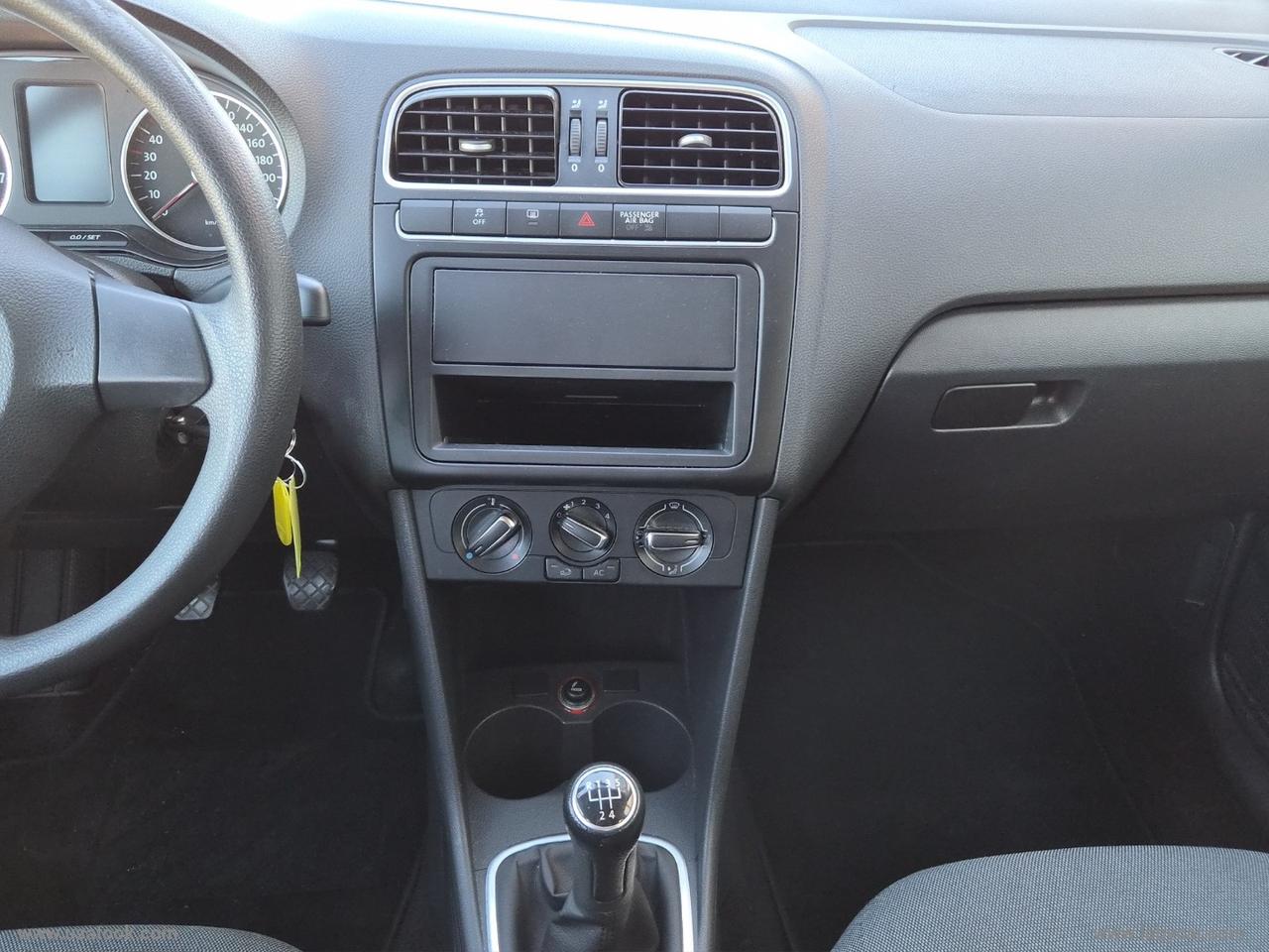 VOLKSWAGEN Polo 1.2 70 CV 5p. Comfortline UNICO PROPRIETARIO - OK NEOPATENTATI