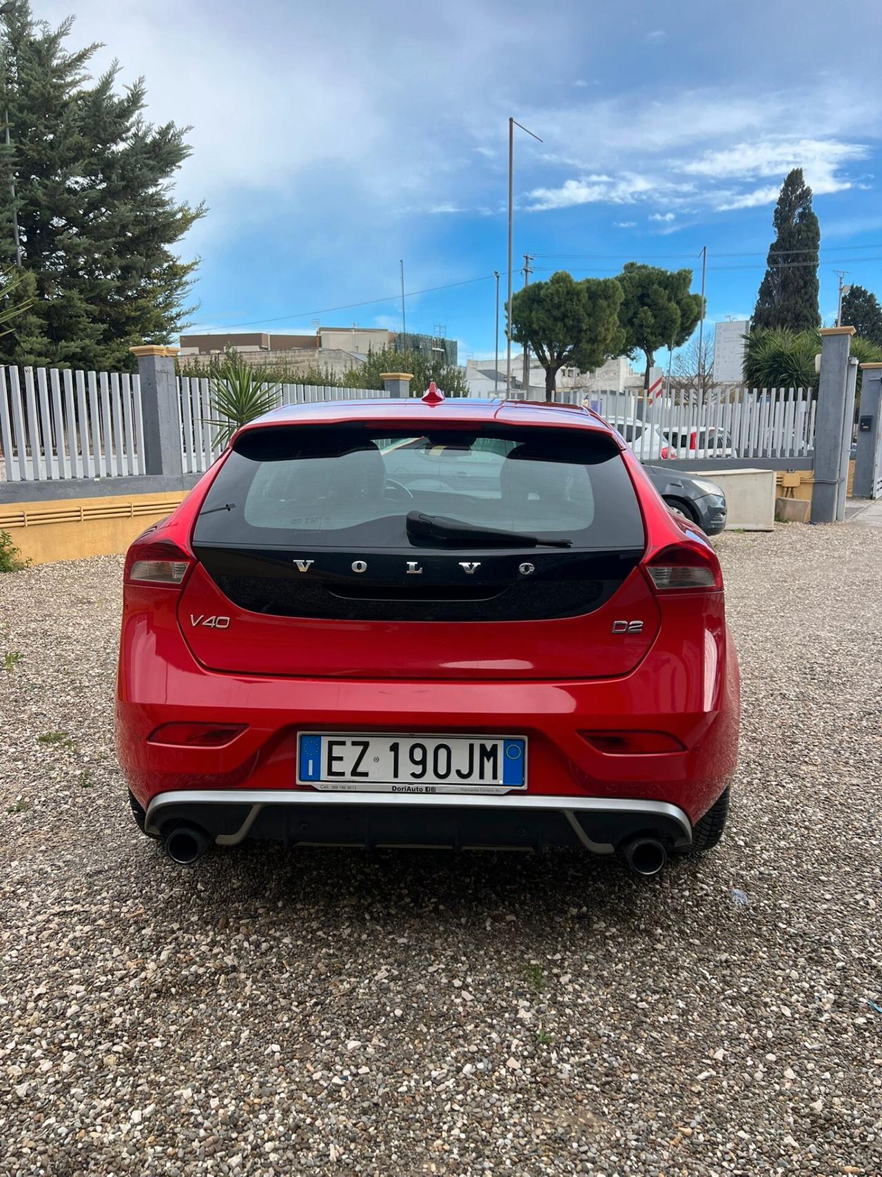 Volvo V40 D2 Geartronic R-design Kinetic