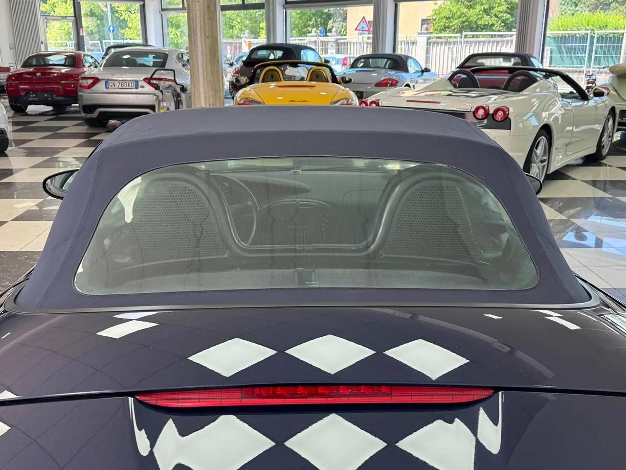 Porsche Boxster 2.5i 24V cat