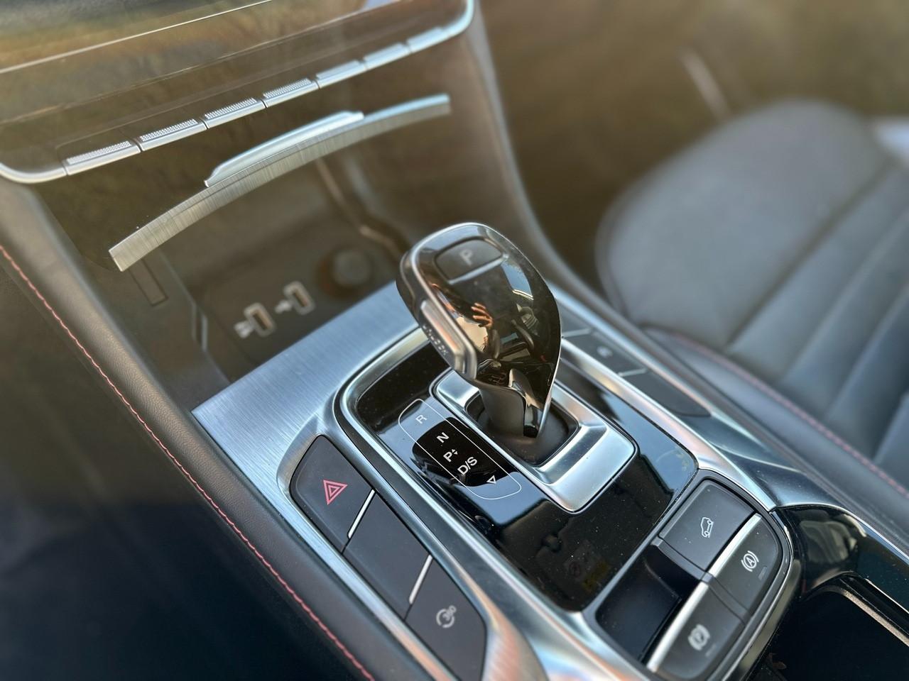 MG HS I - HS 1.5 t Luxury auto