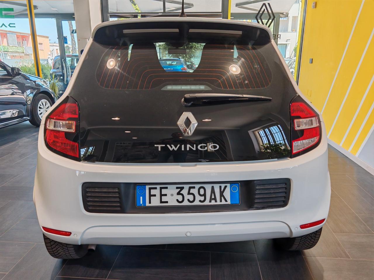 Renault Twingo TCe 90 CV EDC Lovely